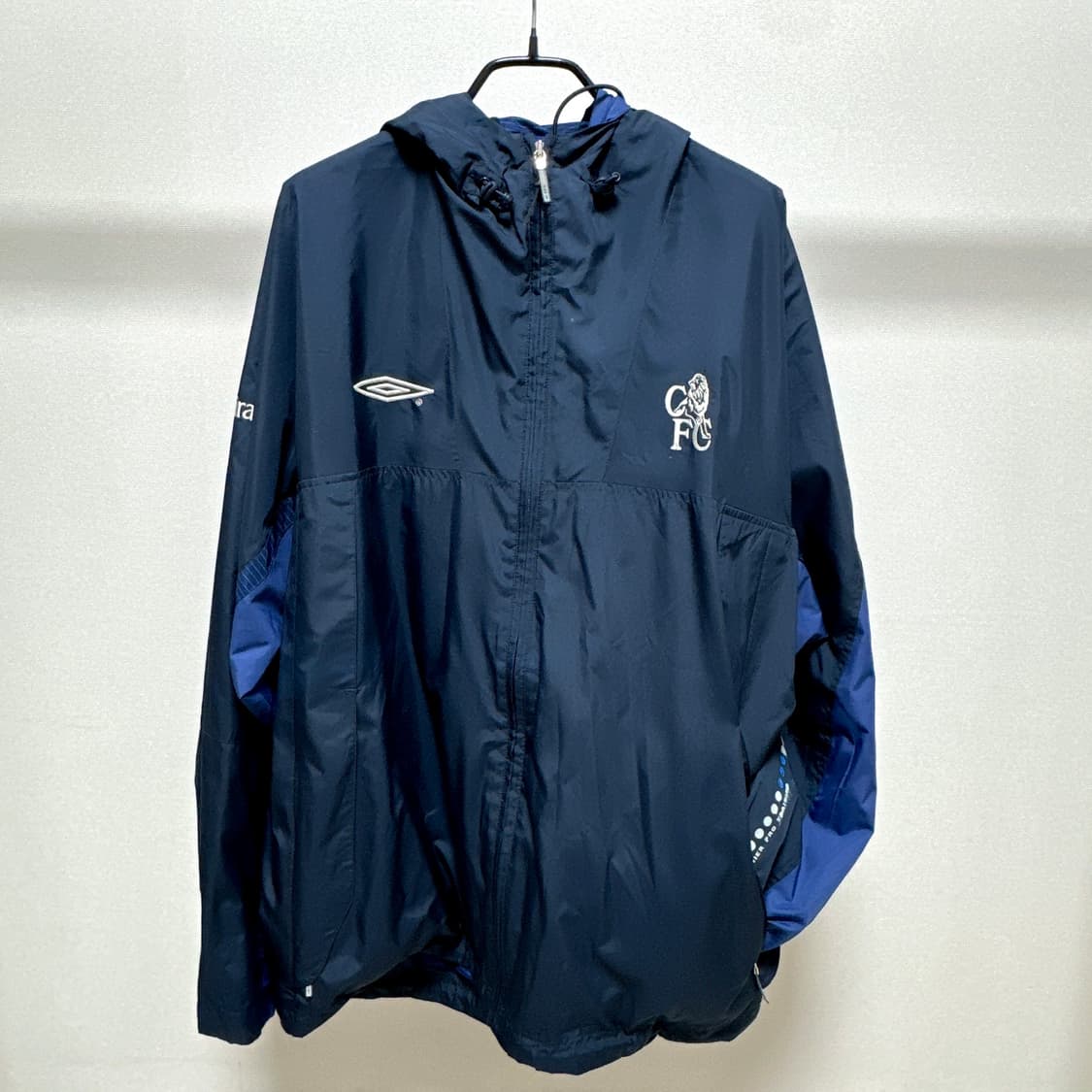 [L] 엄브로 첼시FC 윈드브레이커 바람막이 상품이미지1