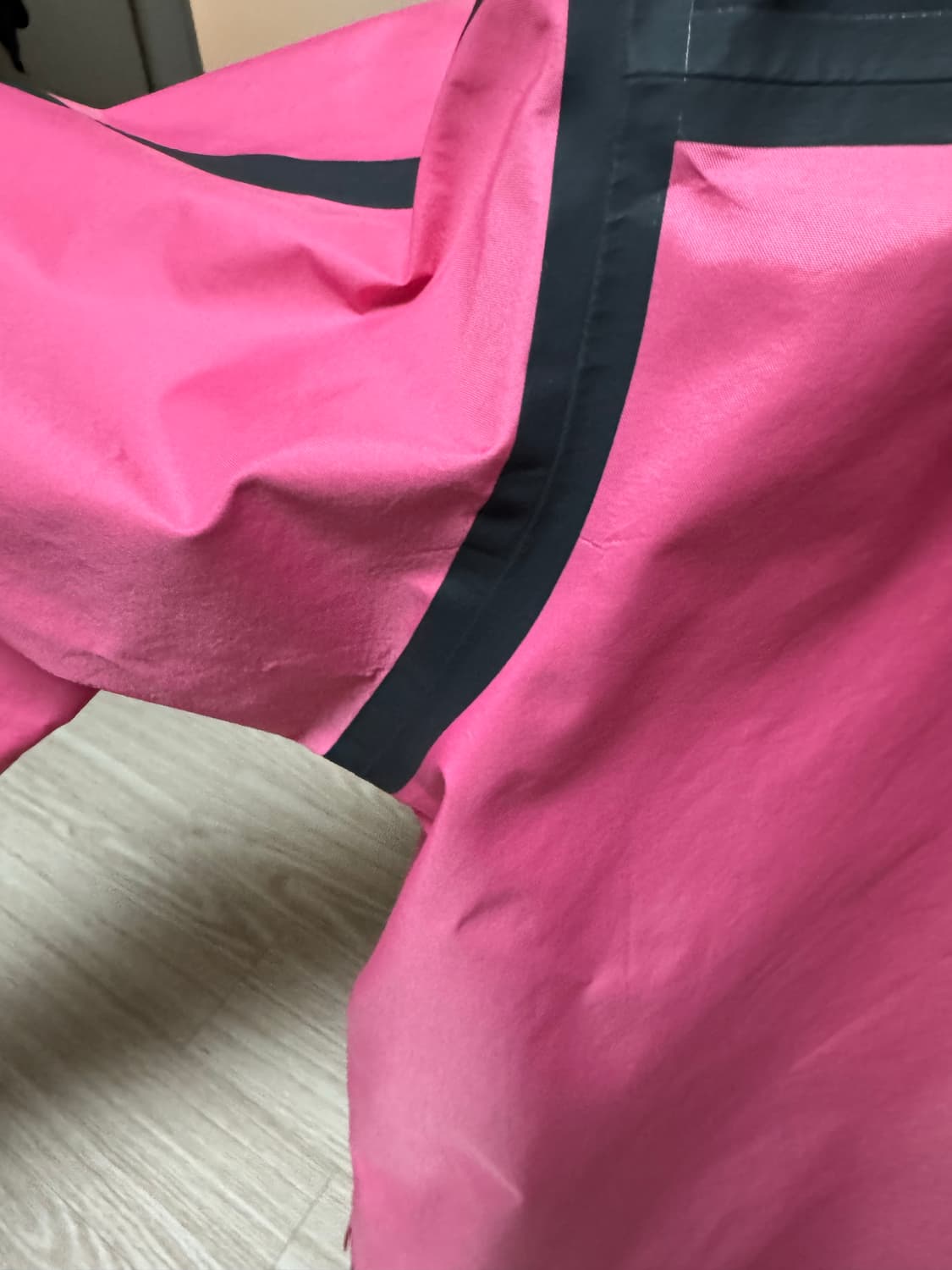 슈프림 노스페이스 테이프심 m 핑크 상품이미지8