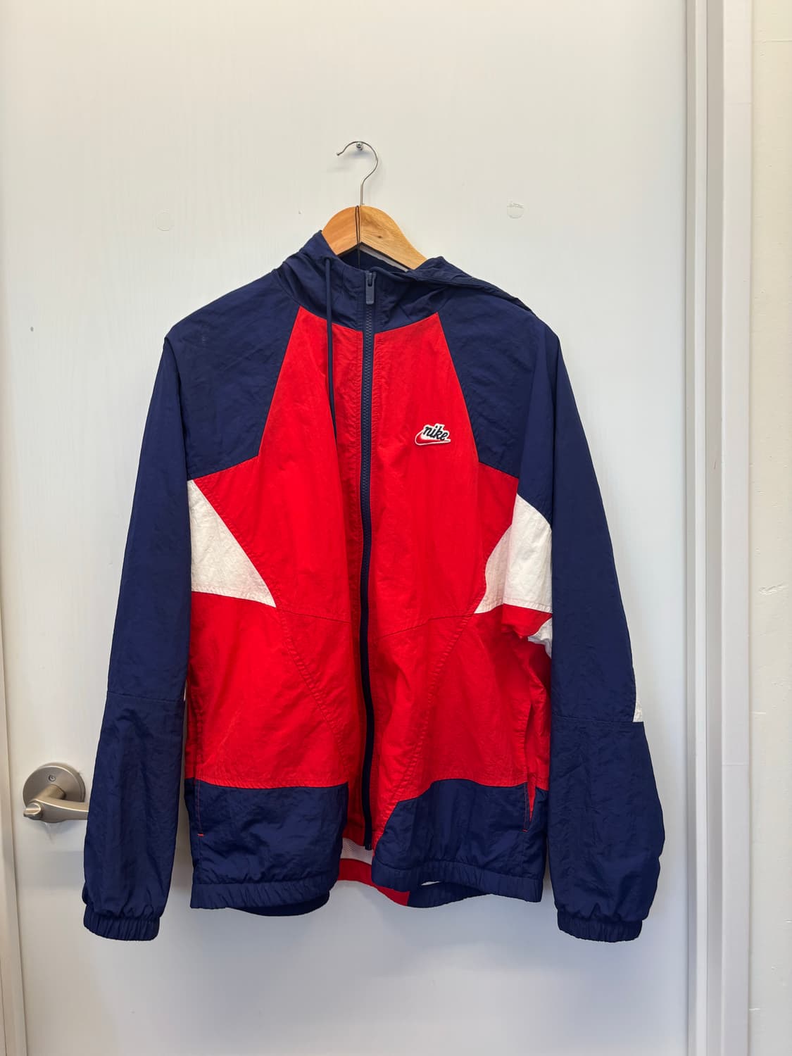 Nike olympic color wind breaker 상품이미지1
