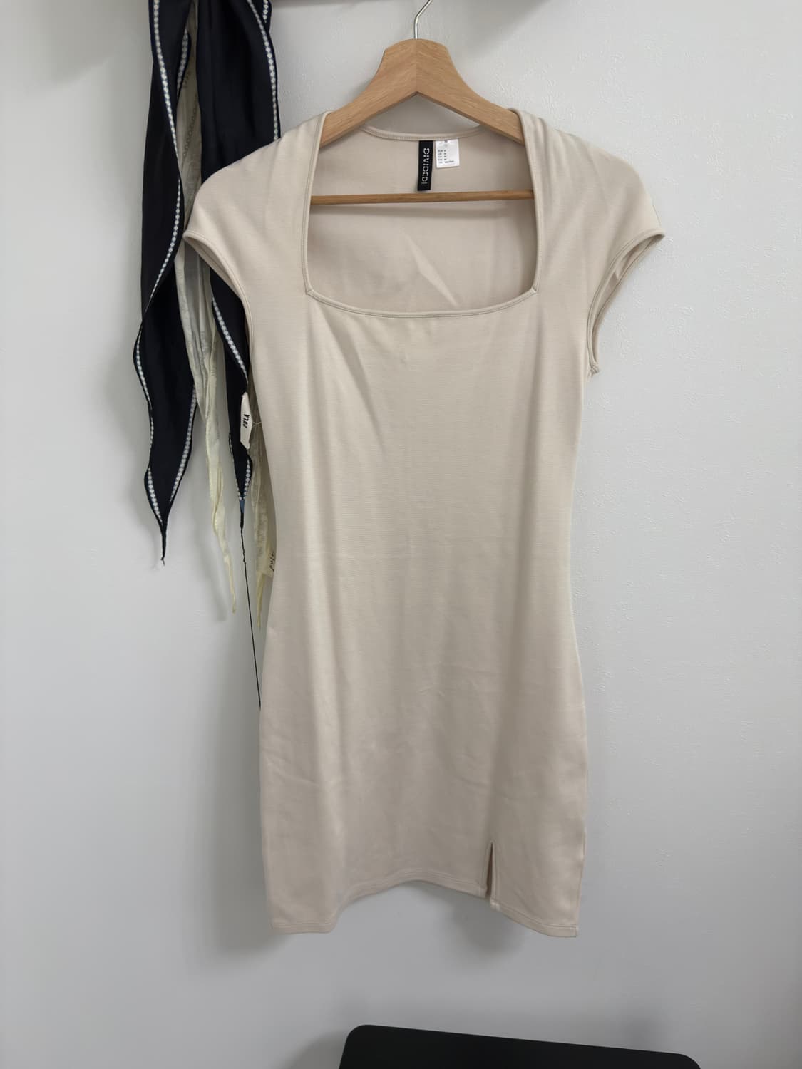 h&m 미디 스판 원피스 상품이미지1