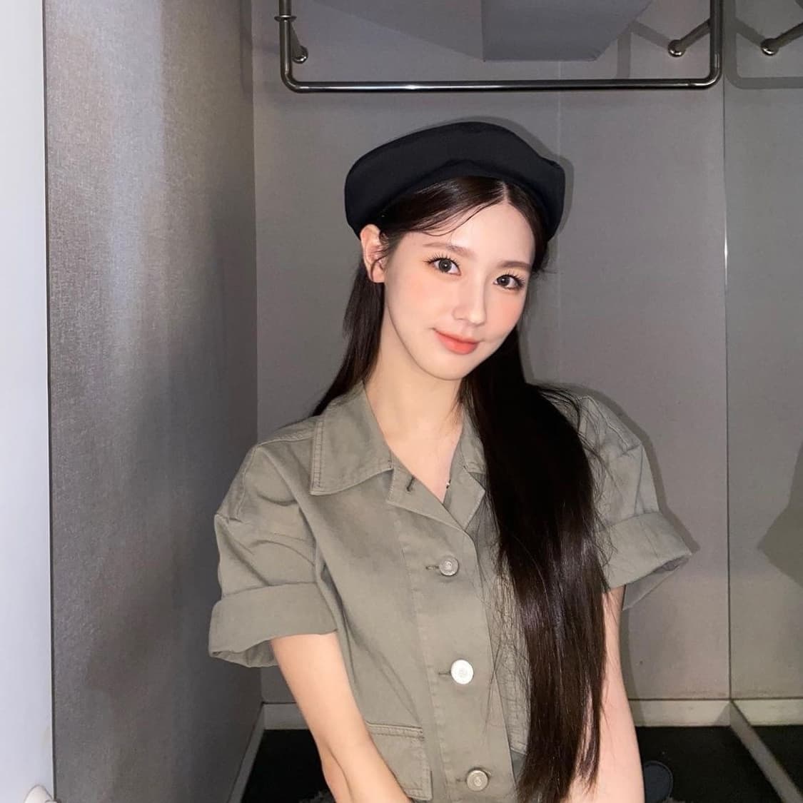 럭키슈에뜨 자수 포인트 핑크 데님 점프수트 상품이미지6