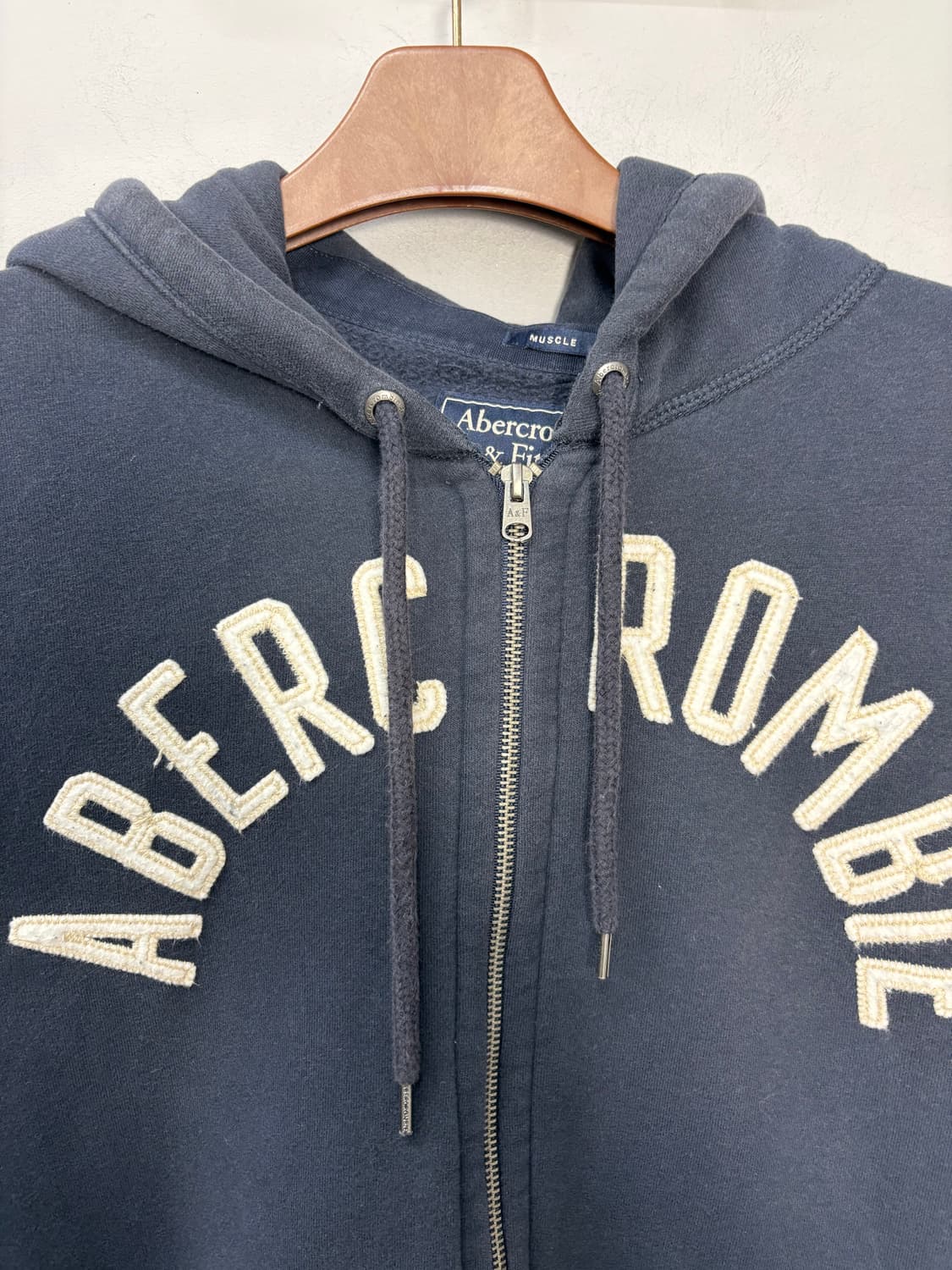 아베크롬비 y2k 올드스쿨 아치로고 후드집업 A2428 상품이미지4