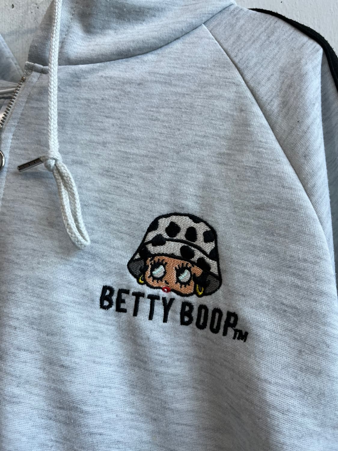 BETTYBOOP 베티붑 루즈핏 후드집업  상품이미지3