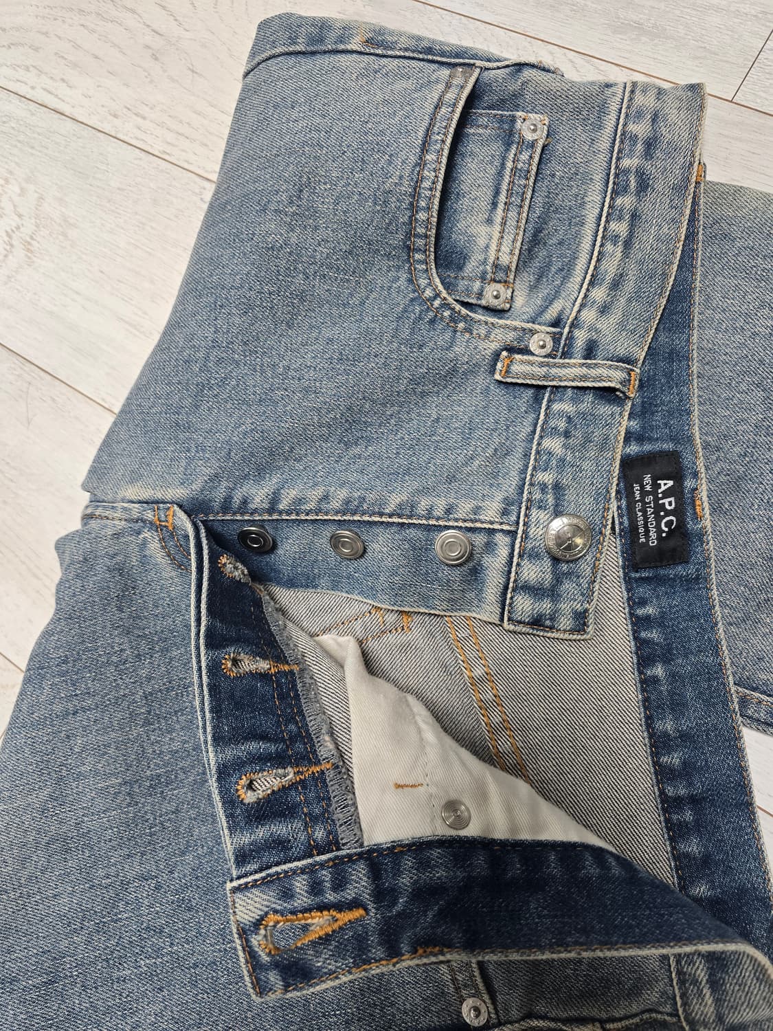 APC 아페쎄 뉴스탠다드 클래식핏 상품이미지3