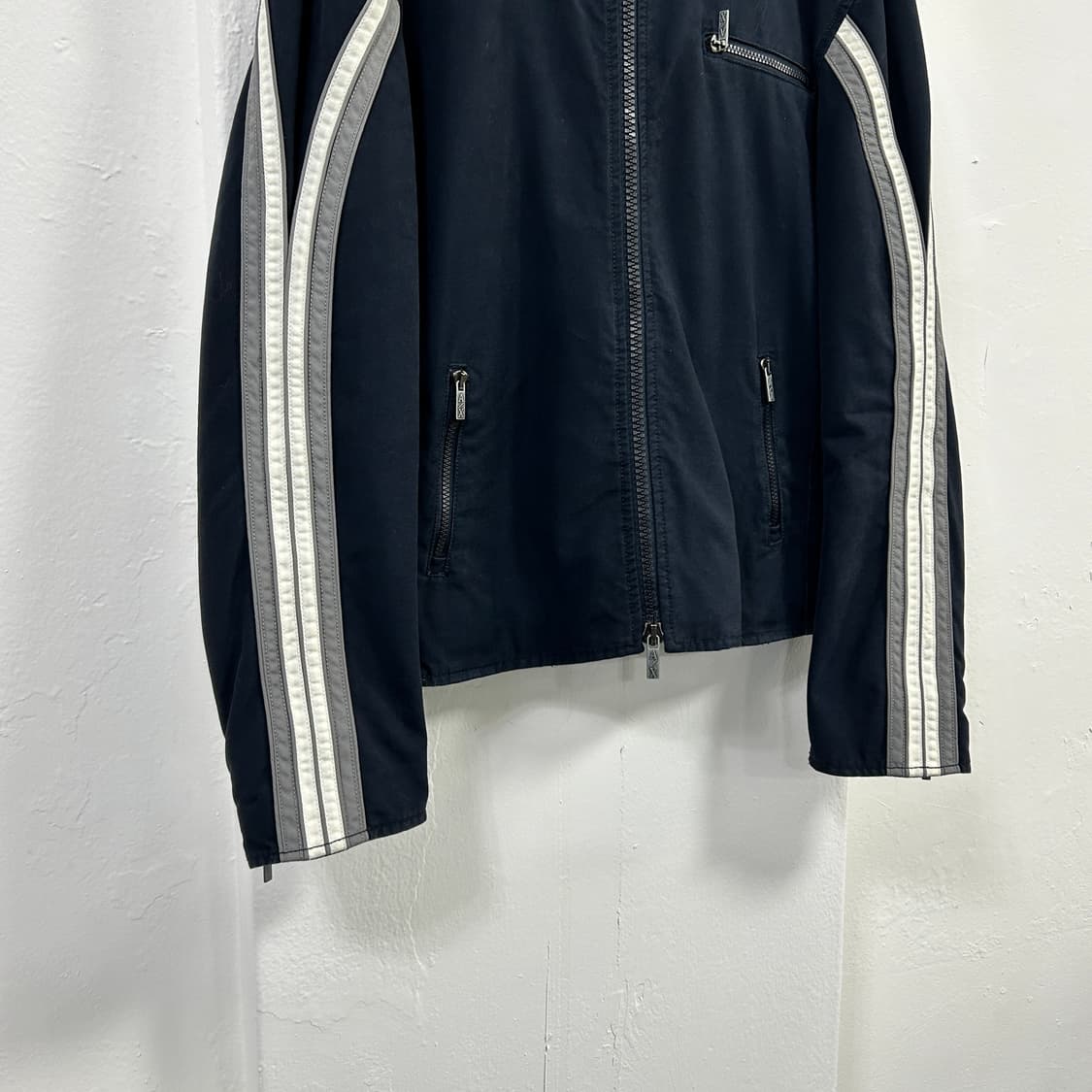 알마니 익스체인지 네이비 싱글 라이더 상품이미지3