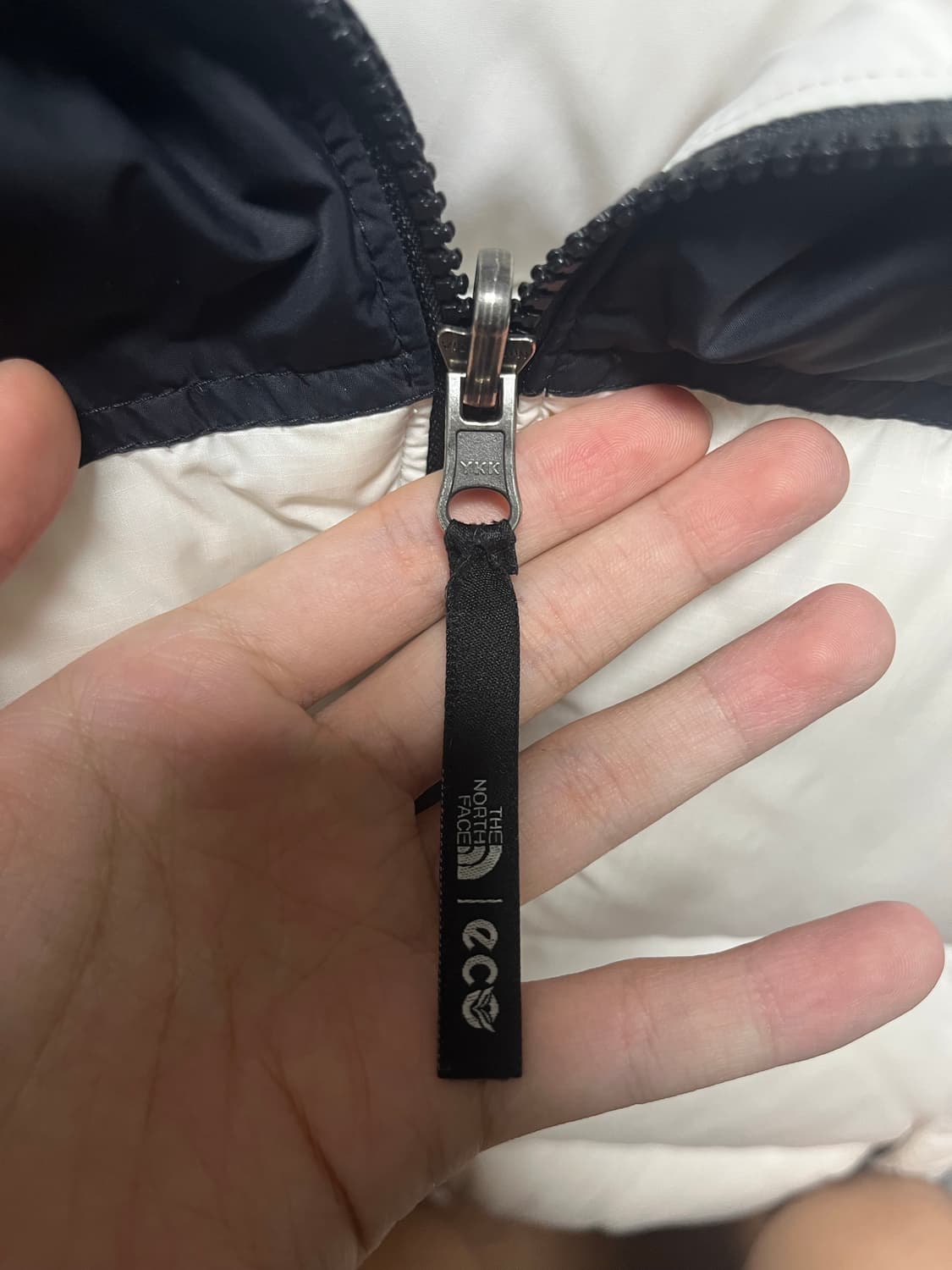 노스페이스 화이트 눕시 정품 상품이미지6