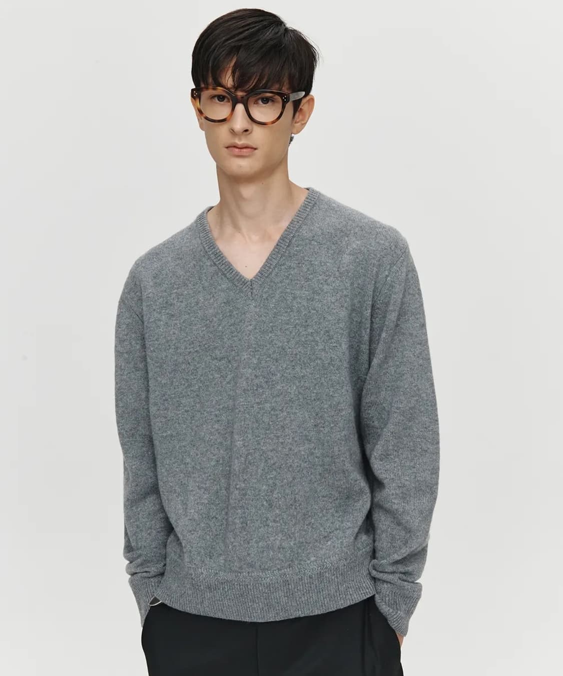 호이테 울캐시 브이넥 니트 상품이미지1