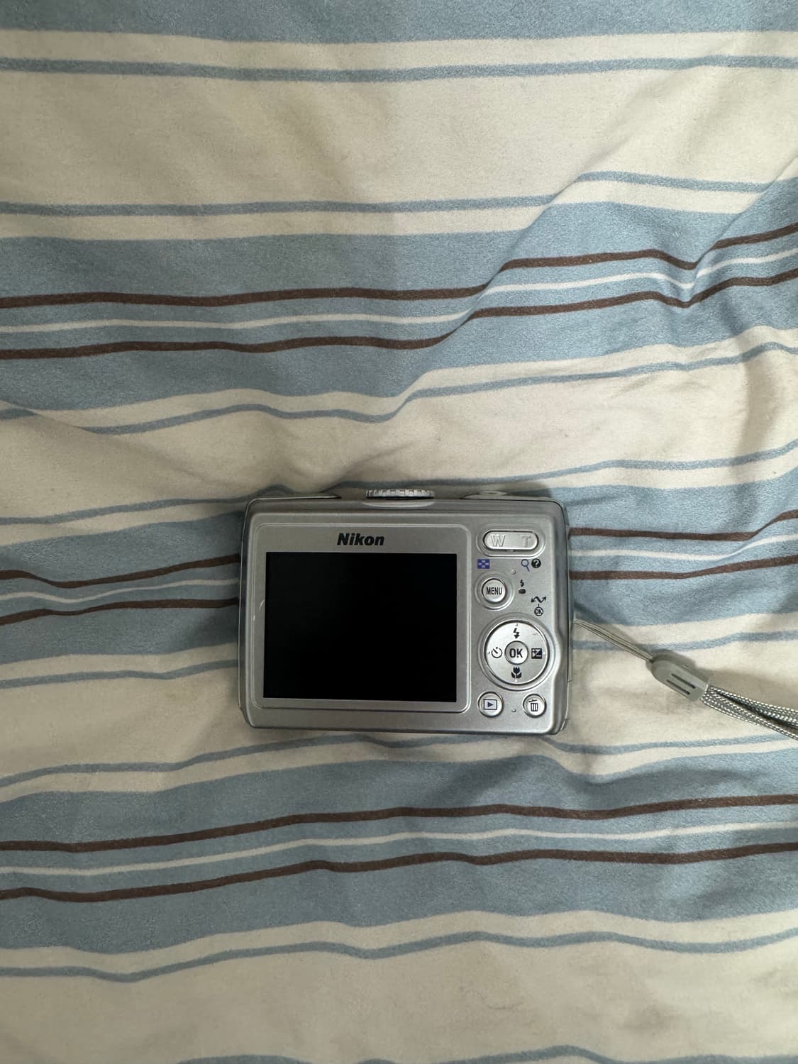 예약 중)니콘 쿨픽스 p4 NICON coolpix p4 (작례/한국어) 상품이미지2