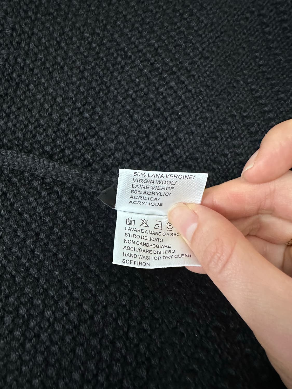 [새상품]닐바렛(Neil Barrett) 블랙 울 롱머플러  상품이미지4