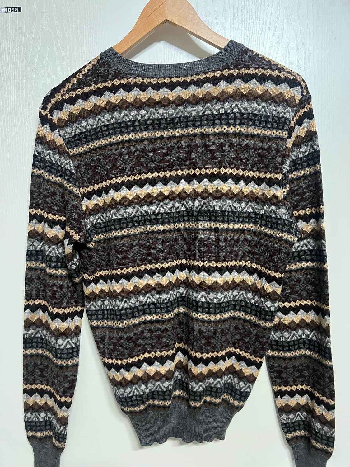 버버리 브이넥 니트  상품이미지7