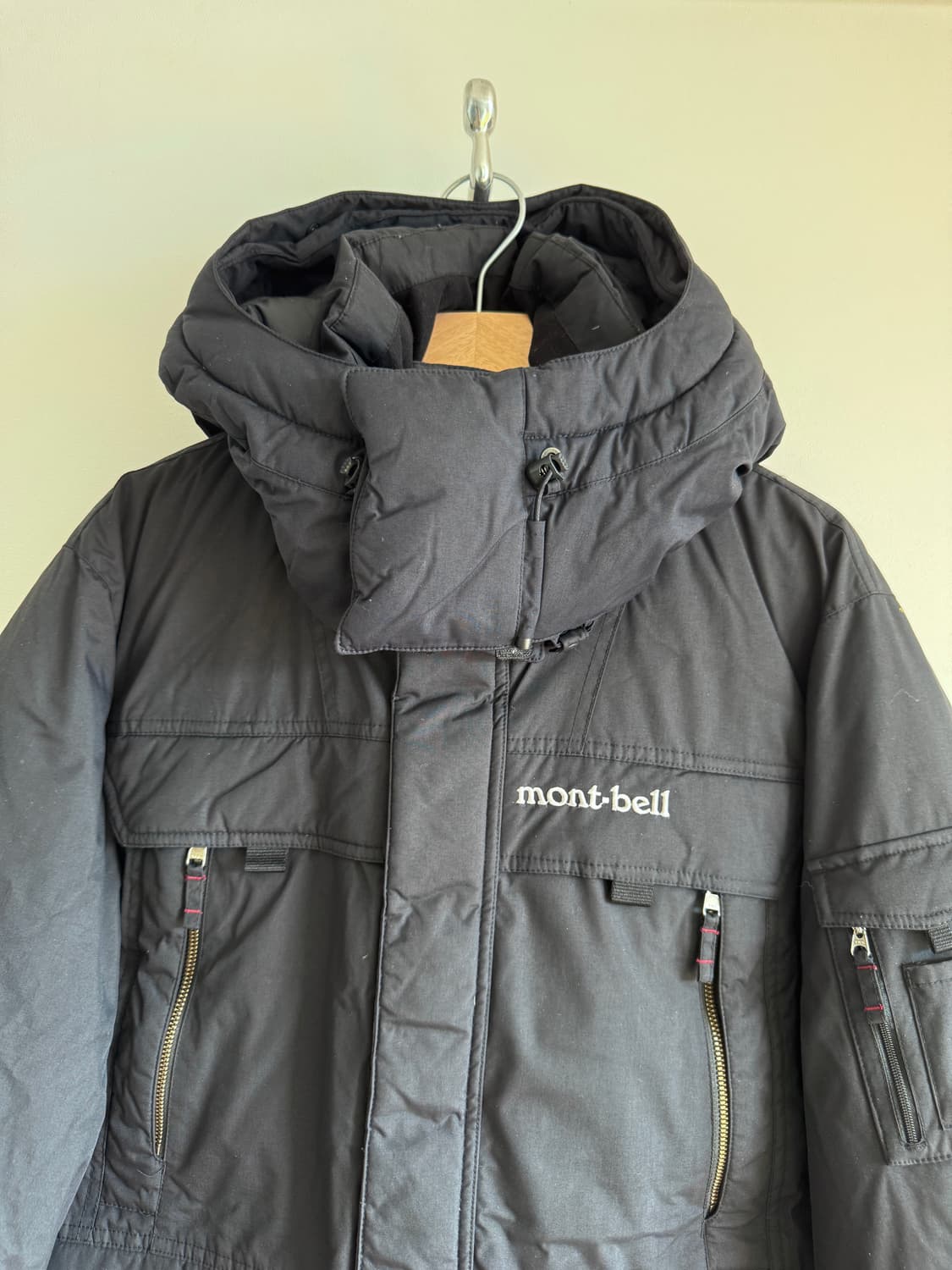 몽벨(Mont-bell) 다운 패딩(구스다운) 상품이미지2