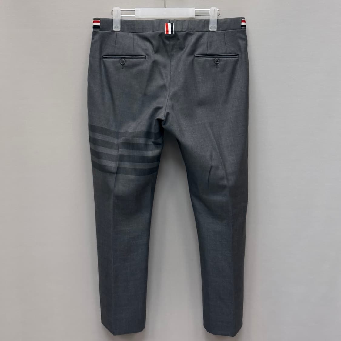 톰브라운 하이암홀 사선 블레이저(100 34) 상품이미지9