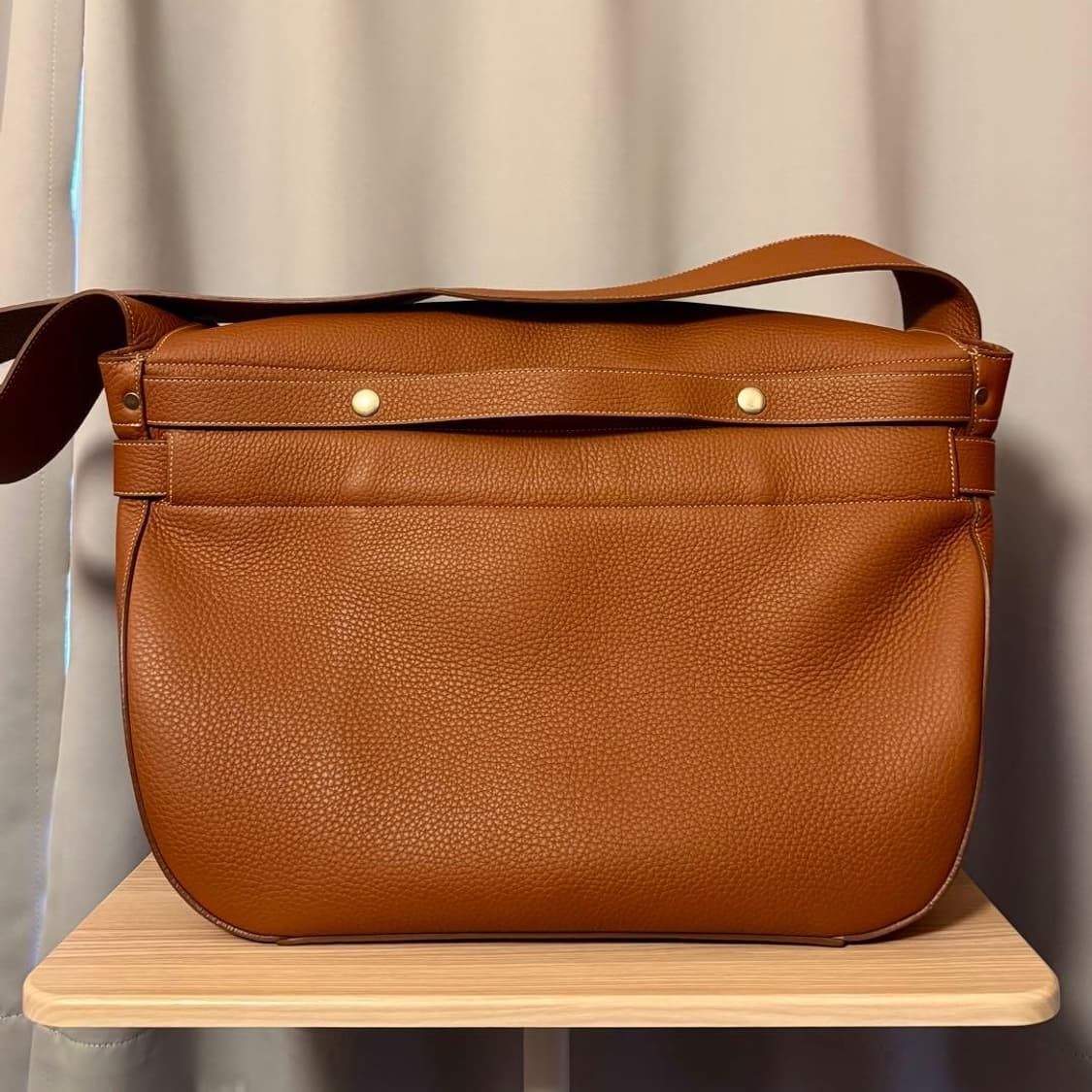 26ss L.HEFNER PINNACLE POSTMAN BAG 상품이미지3