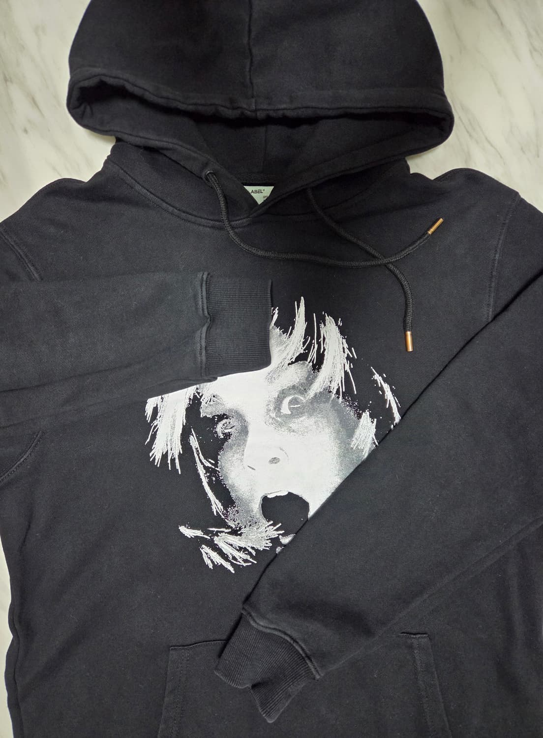 오프화이트 스크리밍 걸 후드티 상품이미지5