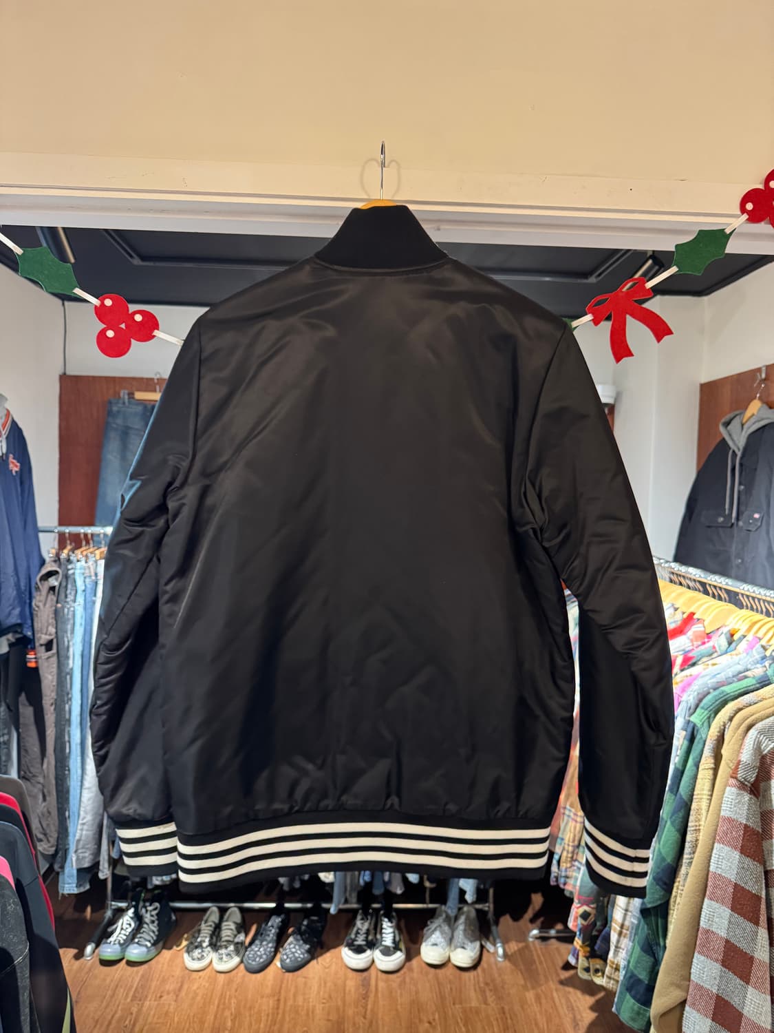 아디다스 니고베어 바시티자켓 L 상품이미지5