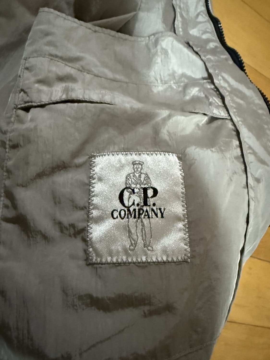 CP컴퍼니 크롬 렌즈 구글 자켓 상품이미지4