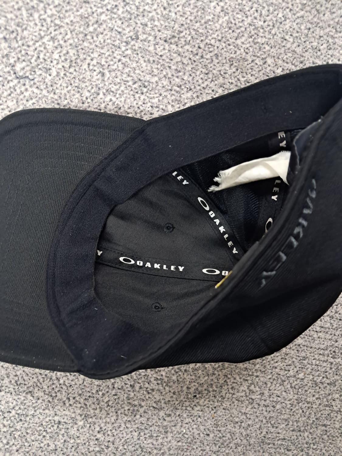 오클리 틴캔 캡 카본블랙 상품이미지2