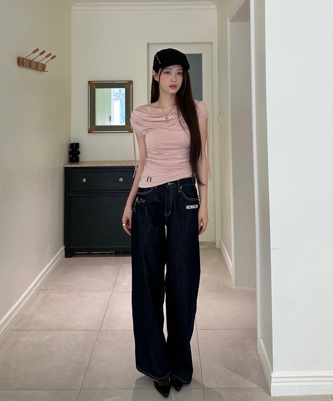 [유일매물] 코코 플라워 와이드 핏 로우 데님 상품이미지3