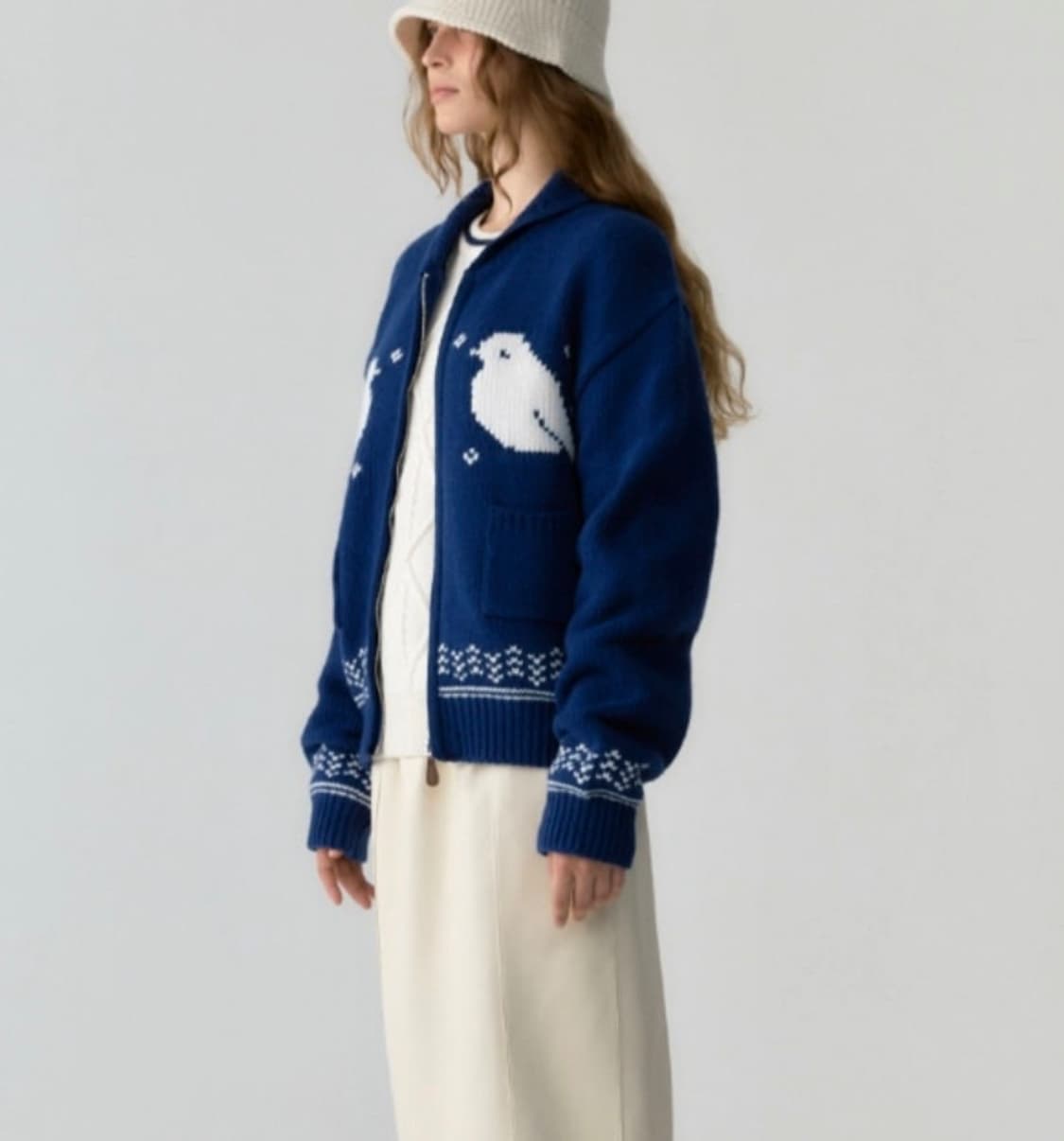 드파운드 헤비 자카드 니트 집업 코위찬 (카리나 착용) 상품이미지2