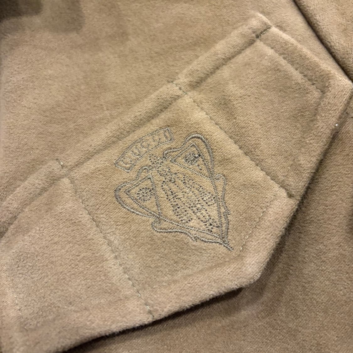 [46] 구찌 빈티지 스웨이드 벨티드 사파리 자켓 B387 상품이미지4