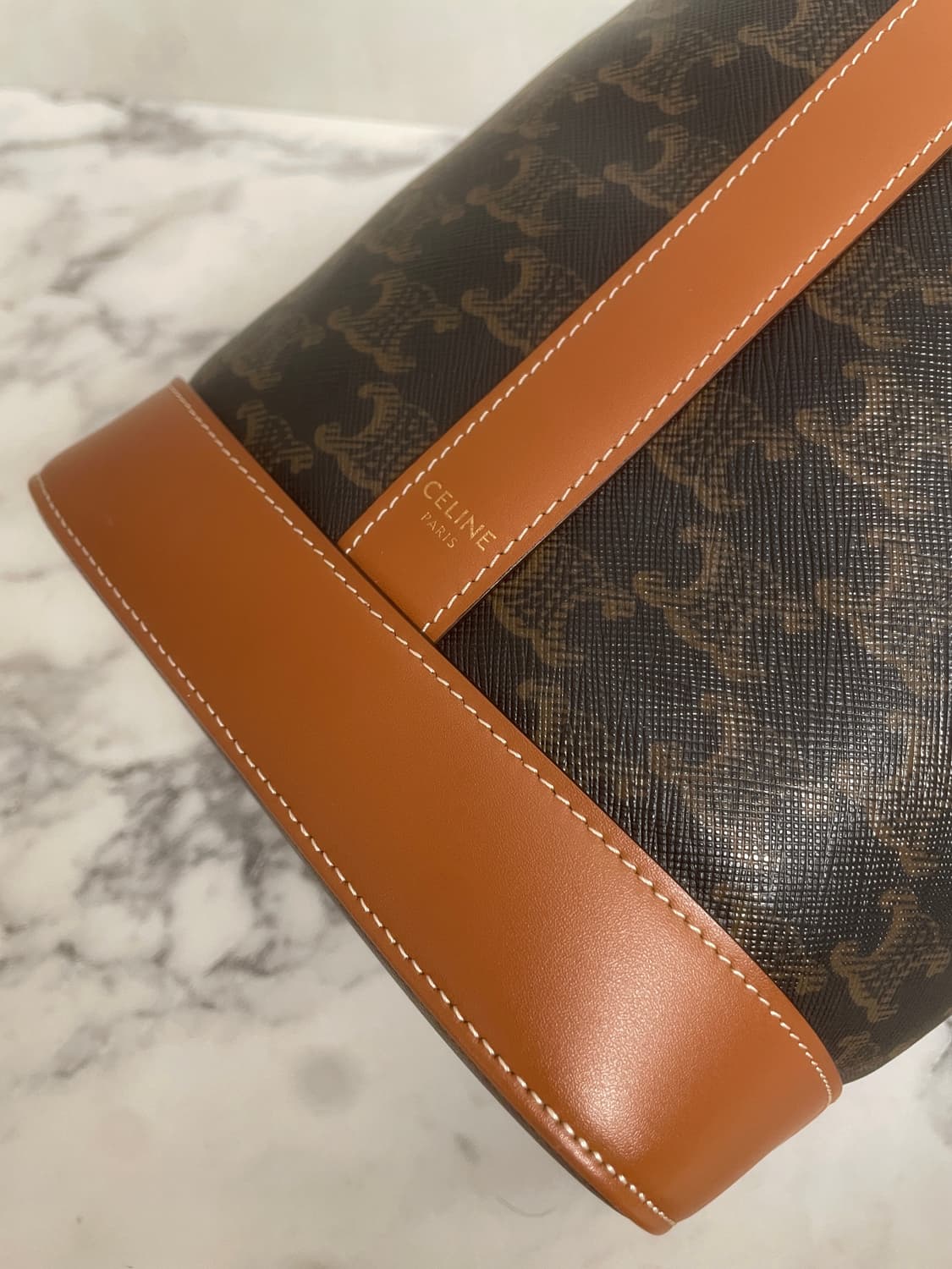 정품 셀린느 버킷백 스몰  상품이미지6