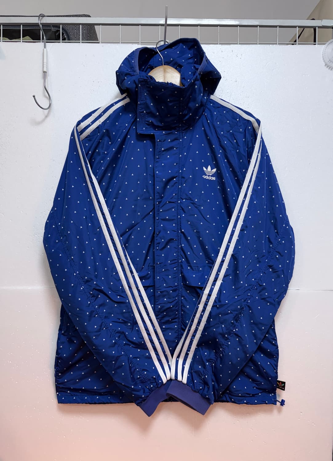 퍼럴x아디다스 오버핏 바람막이 점퍼 M 상품이미지1