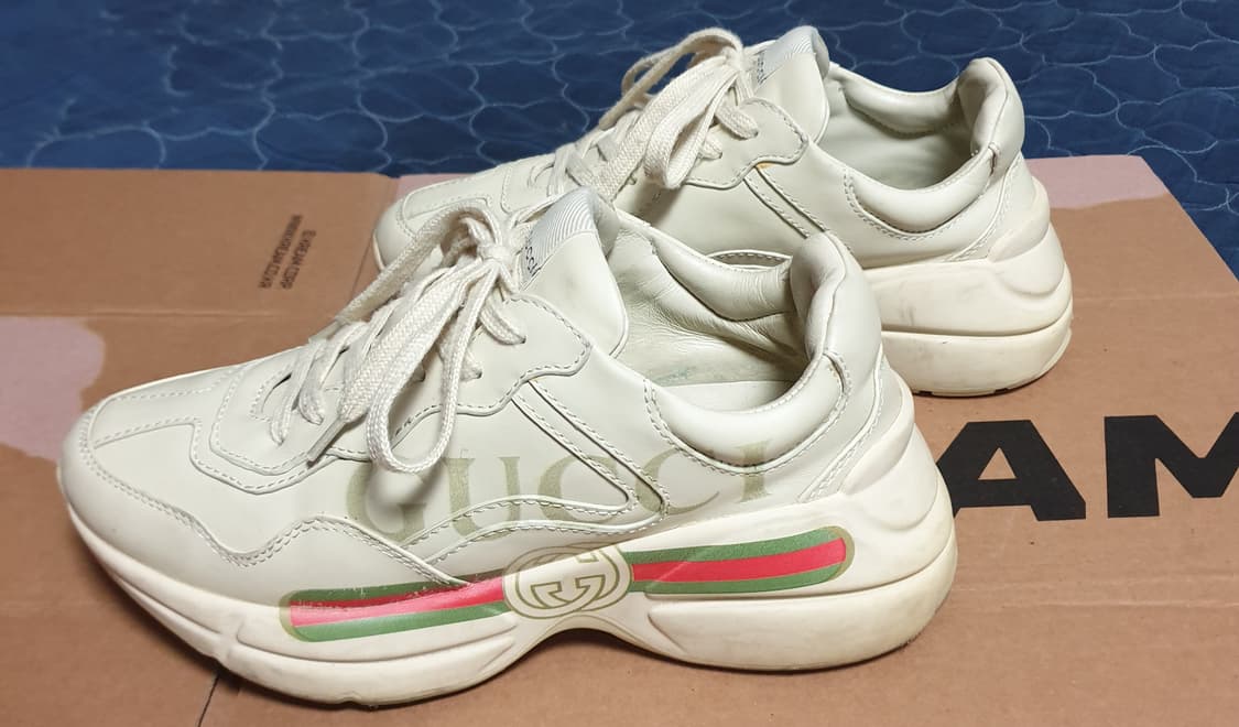 구찌 롸이톤 띠로고 레더 스니커즈 37 (235) 상품이미지3