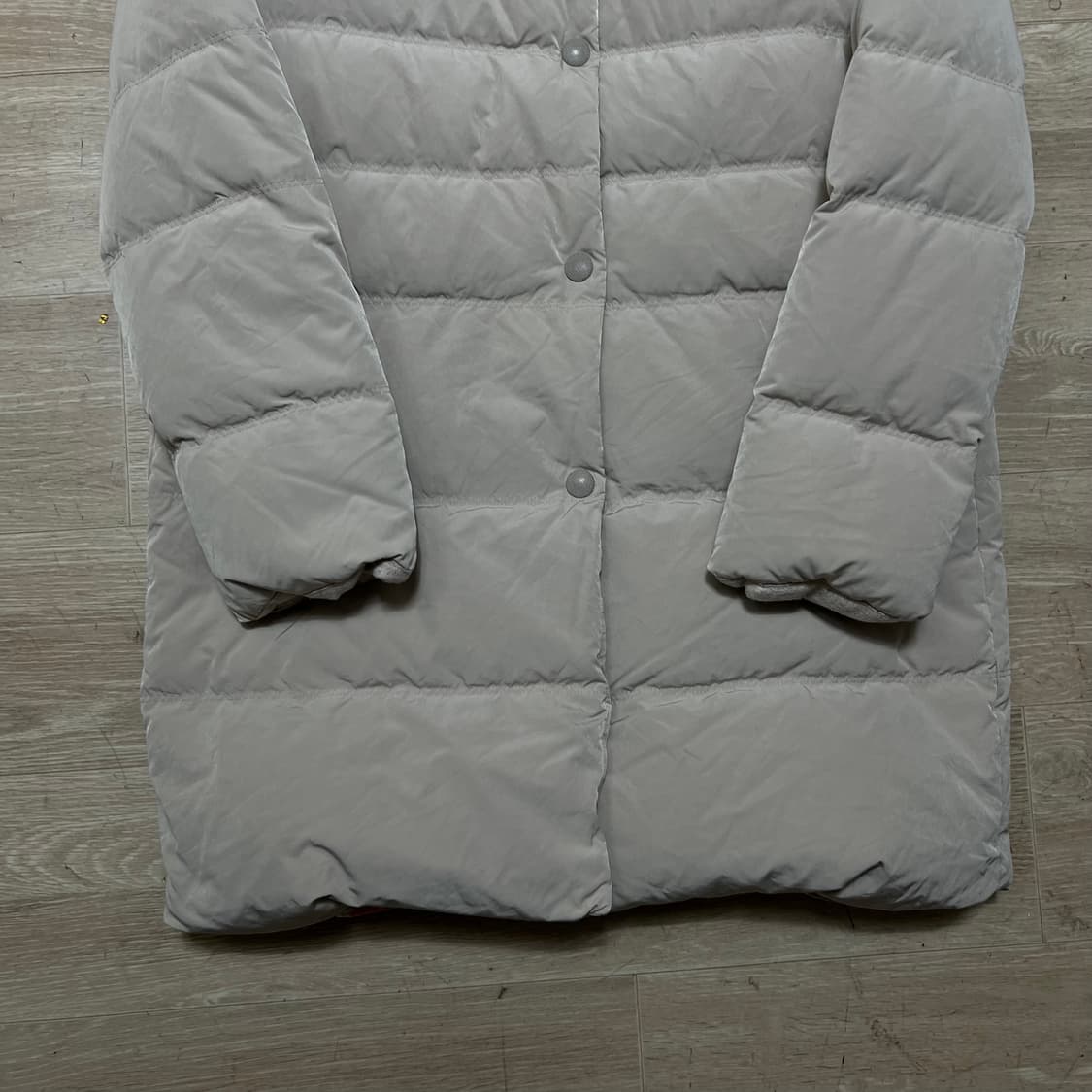 빈폴 여성 프리미엄 구스다운 미디엄 패딩 점퍼 [라이트 베이지] M/95 상품이미지3