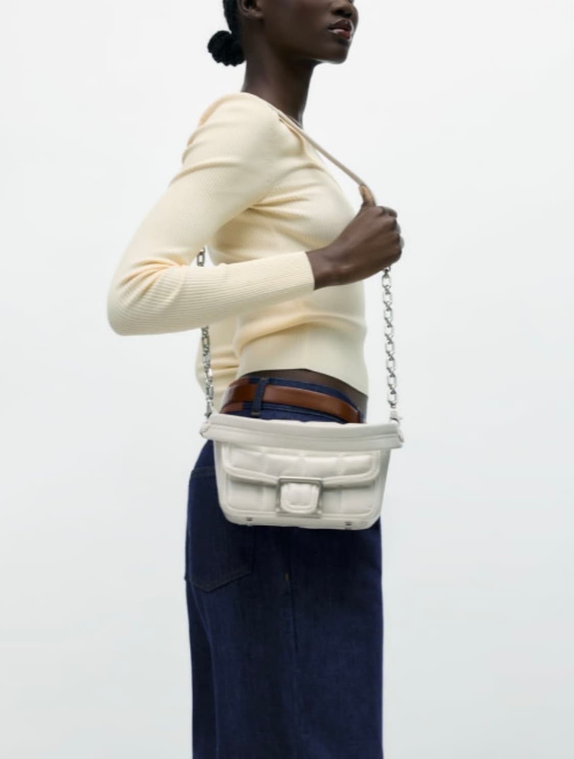 자라 버클 디테일 퀄팅 크로스백 상품이미지3