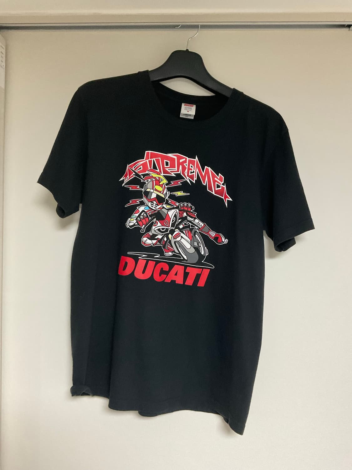 슈프림 두카피 콜라보 반팔 m 24ss 상품이미지1