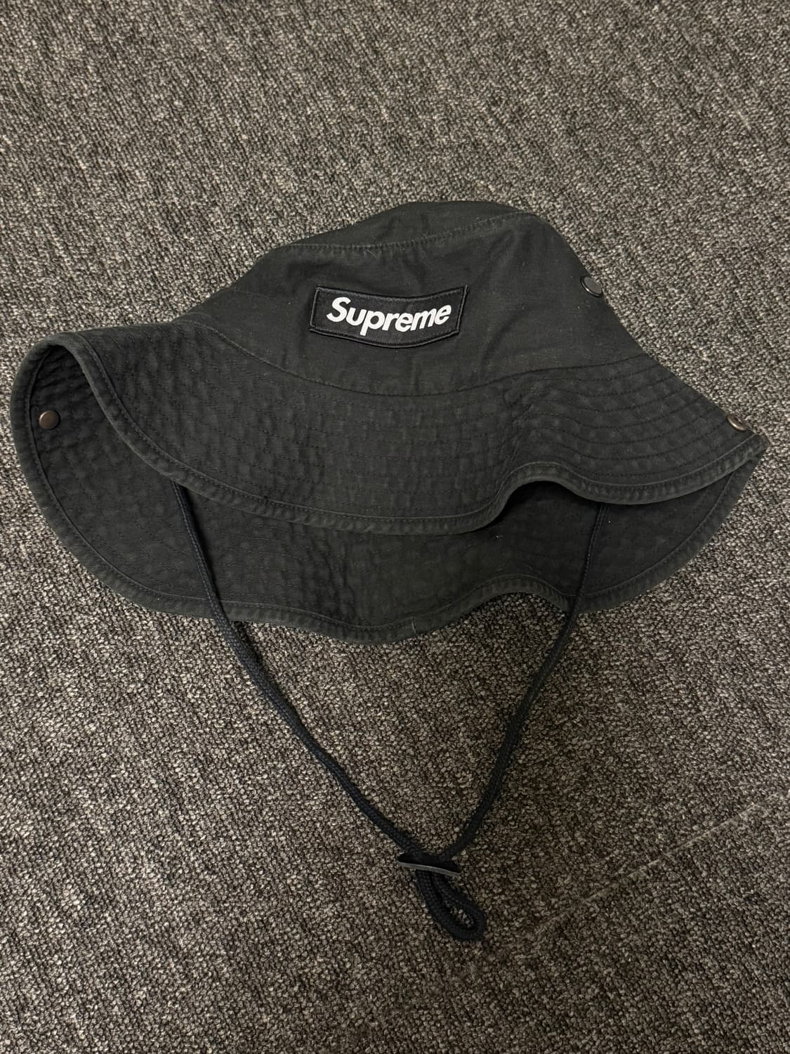 [M/L] 슈프림 밀리터리 부니 블랙 - 23FW 상품이미지1