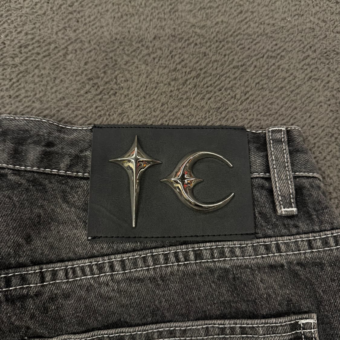 [정품/3] 떠그클럽 트라이벌 트리 데님 떠그 팬츠 상품이미지4