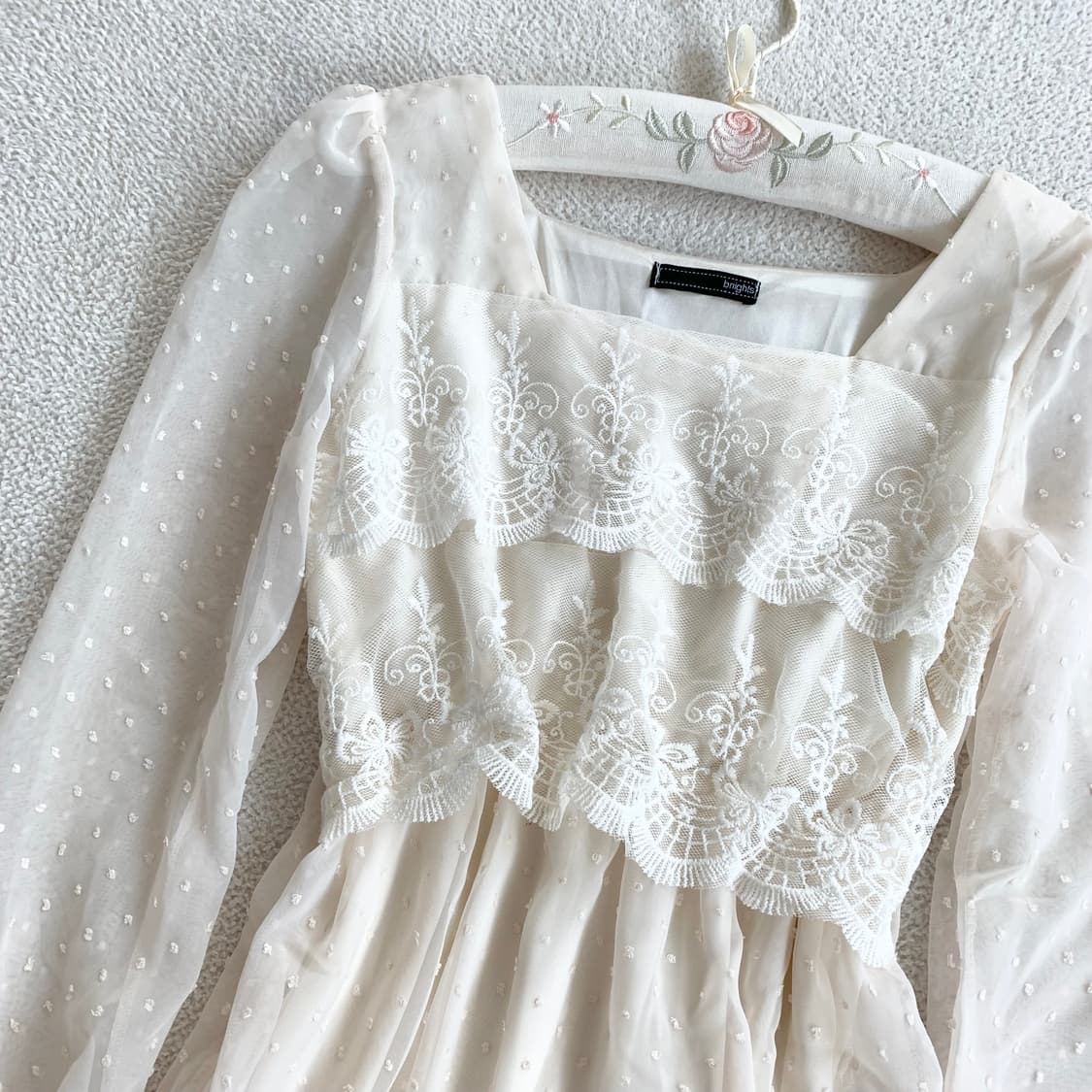 크림아이보리 ♥ 도트 레이스 여리핏 원피스 상품이미지2