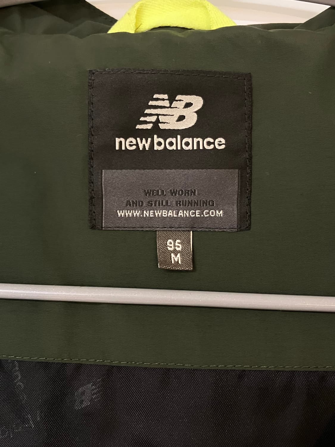 뉴발란스 (New Balance) 유틸리티 자켓 카키 상품이미지4