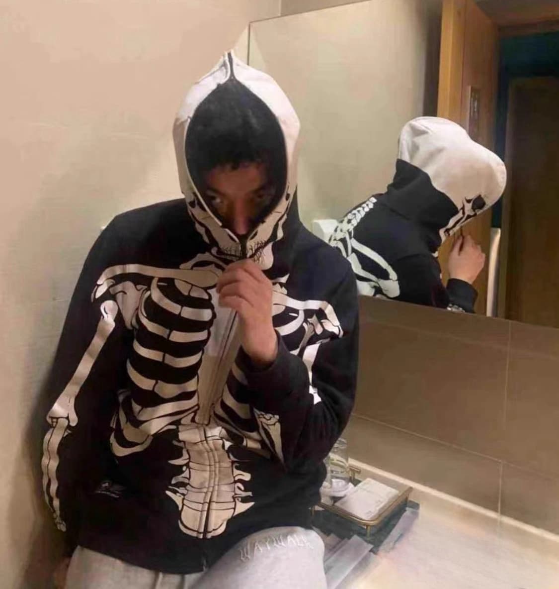 칸예 LRG 야광 스켈레톤 안감후리스 김프 풀집 후드집업 블랙 상품이미지1