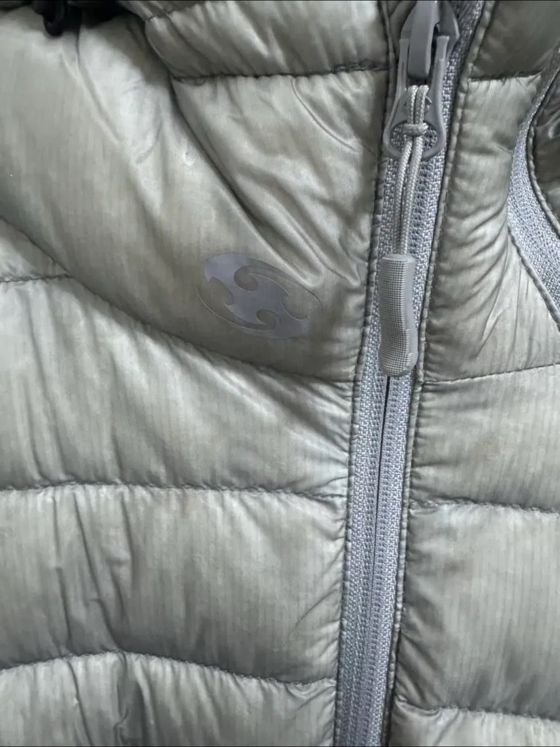 산산기어 서픽스 푸퍼 자켓 그레이 24FW 상품이미지2