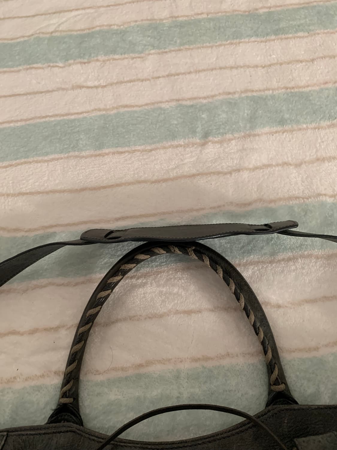 발렌시아가 시티백 라지 다크 그레이 상품이미지9