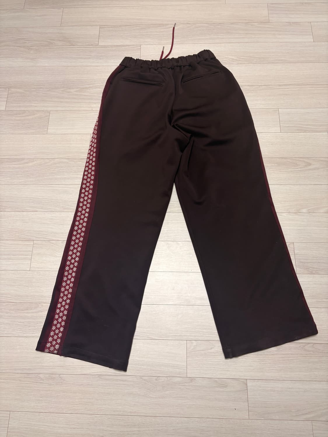 999휴머니티 자카드 트랙팬츠 브라운 2사이즈 상품이미지2