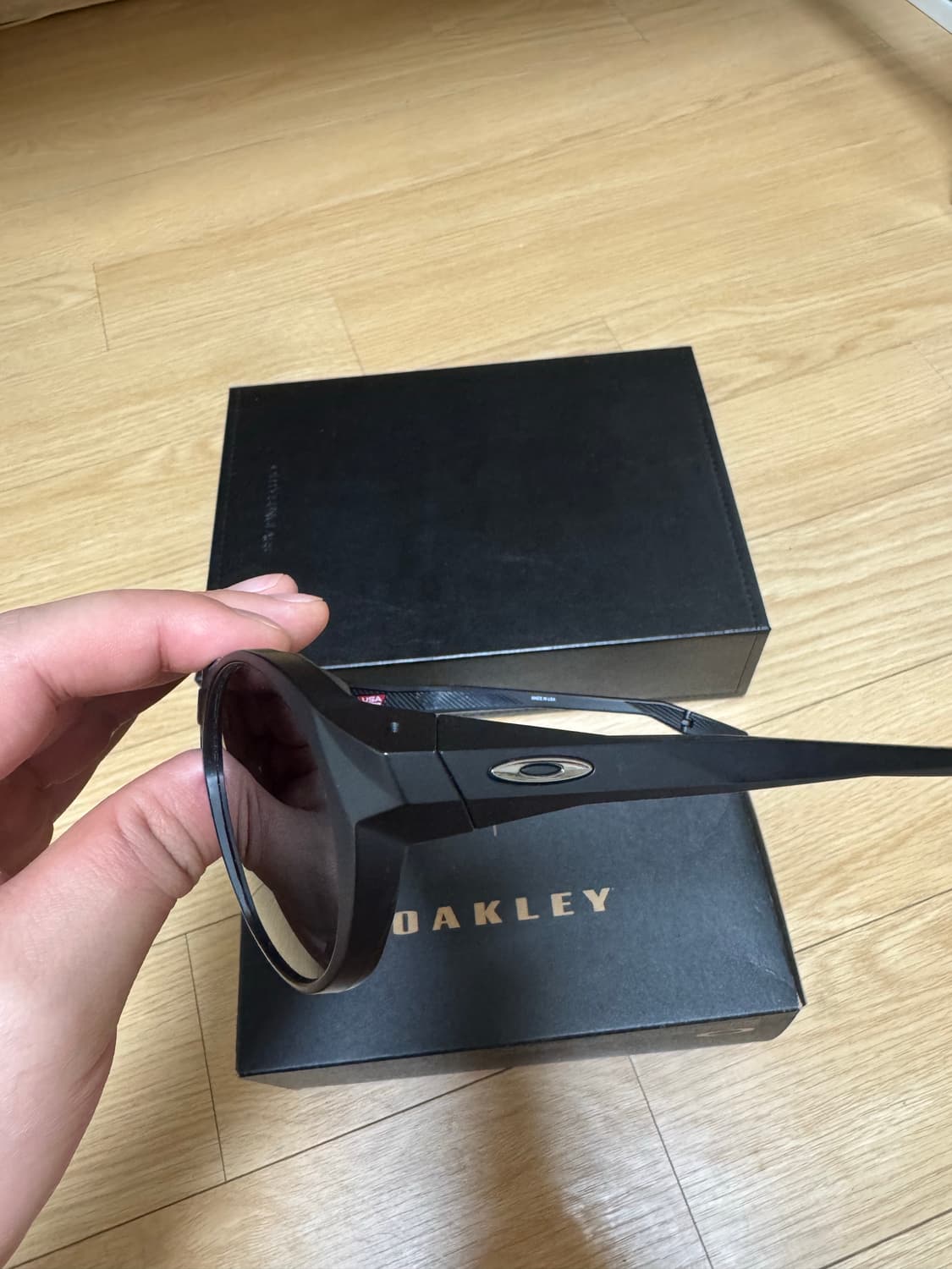 오클리 클리프덴 선글라스 (매트블랙) 상품이미지2