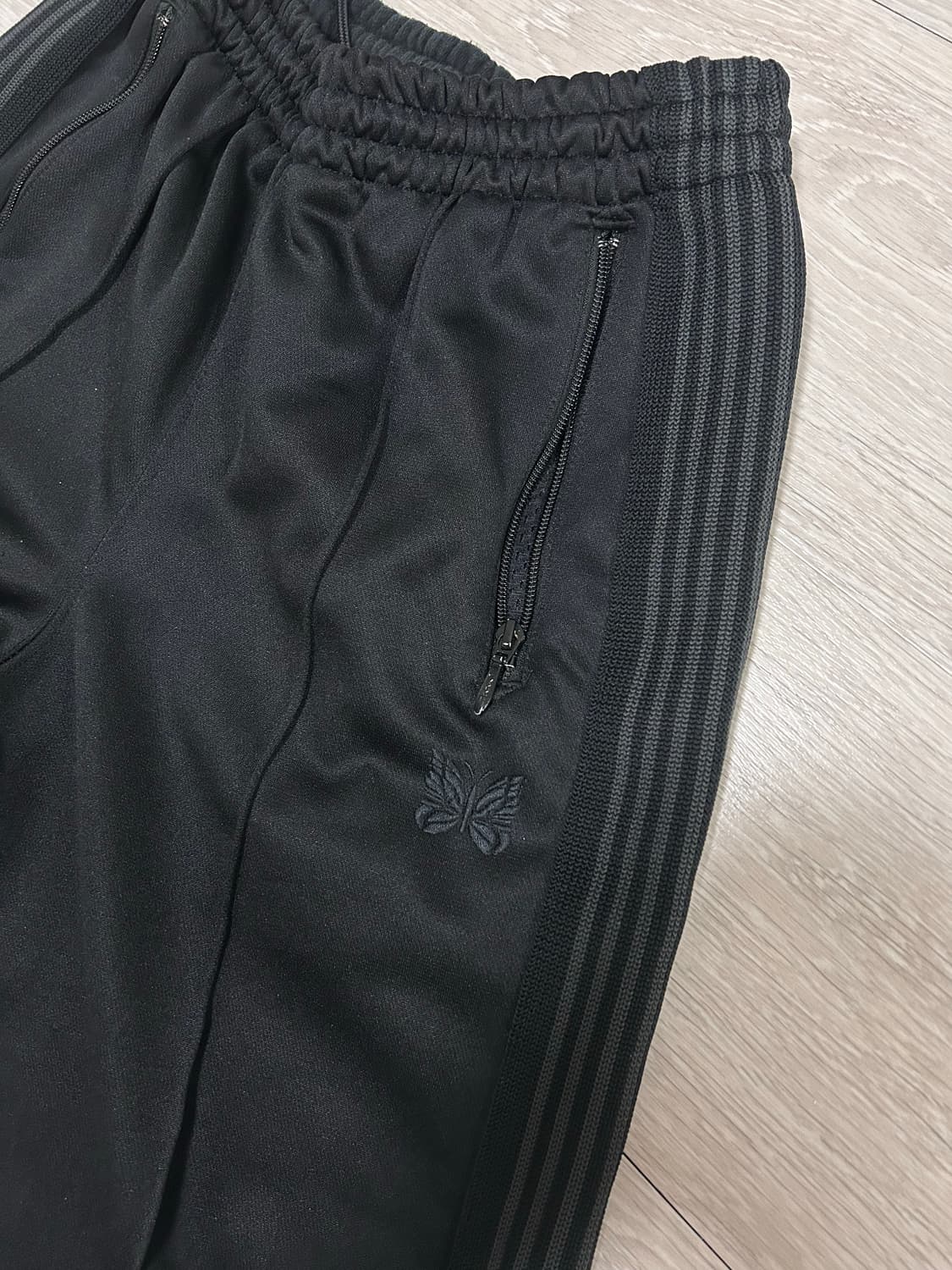 니들스 트랙팬츠 상품이미지2