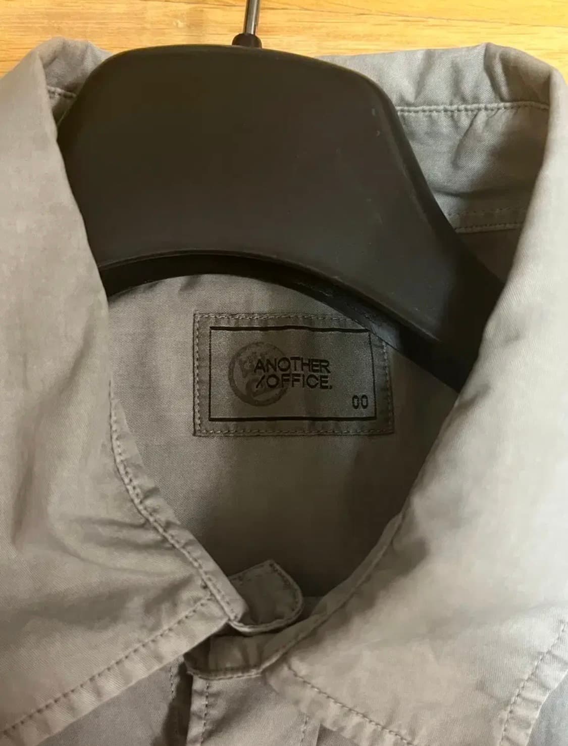 [0] 어나더오피스 휴즈 가먼트 셔츠 더스트 그레이 상품이미지2