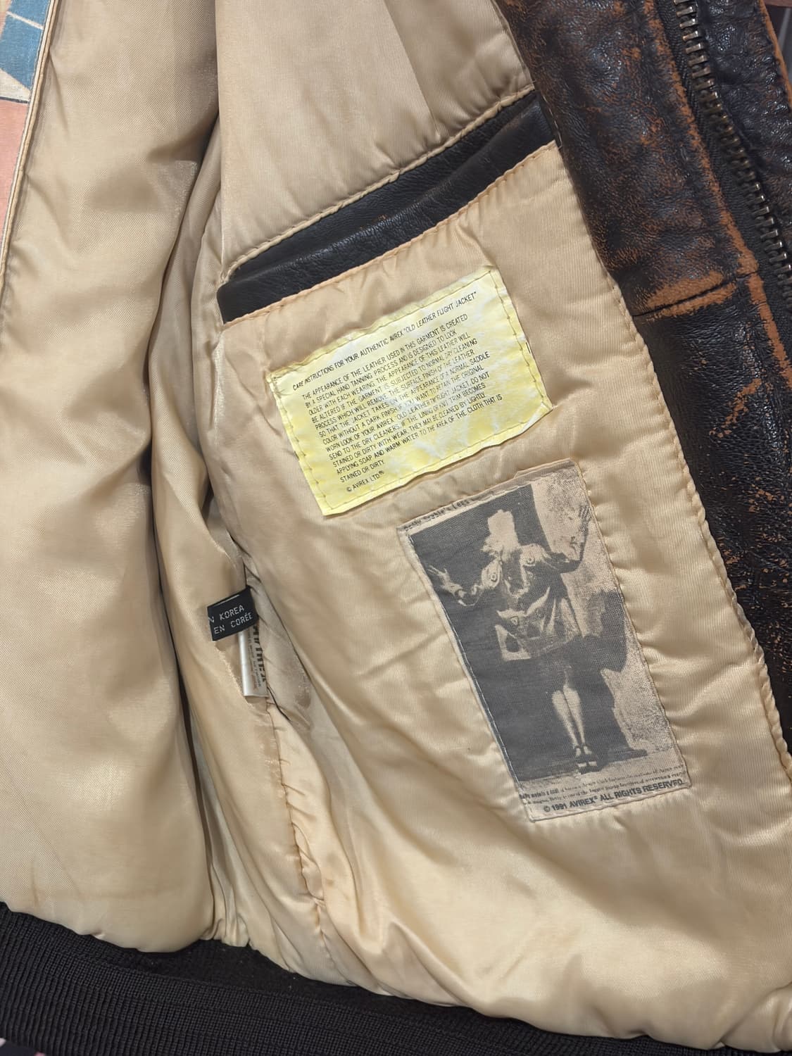 90s Avirex 핀업걸 A-2 레더 자켓 상품이미지6