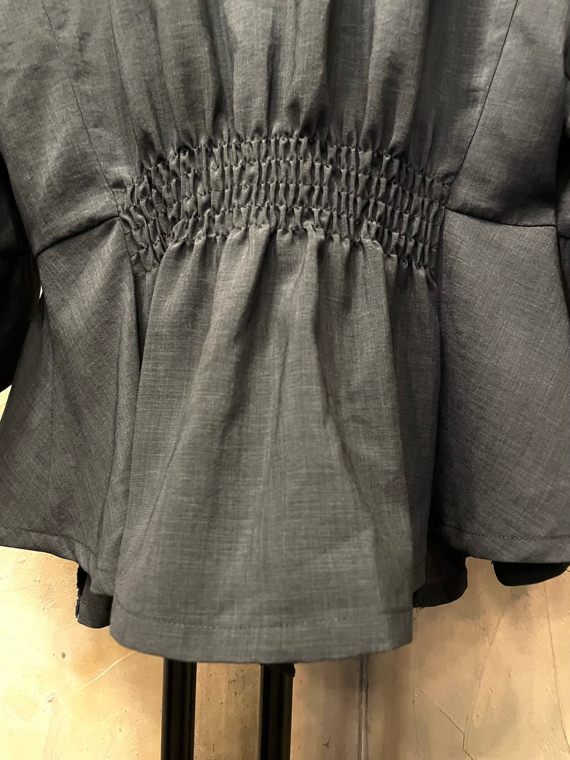 아이잗바바 백밴딩 셔링 자켓 66 상품이미지5