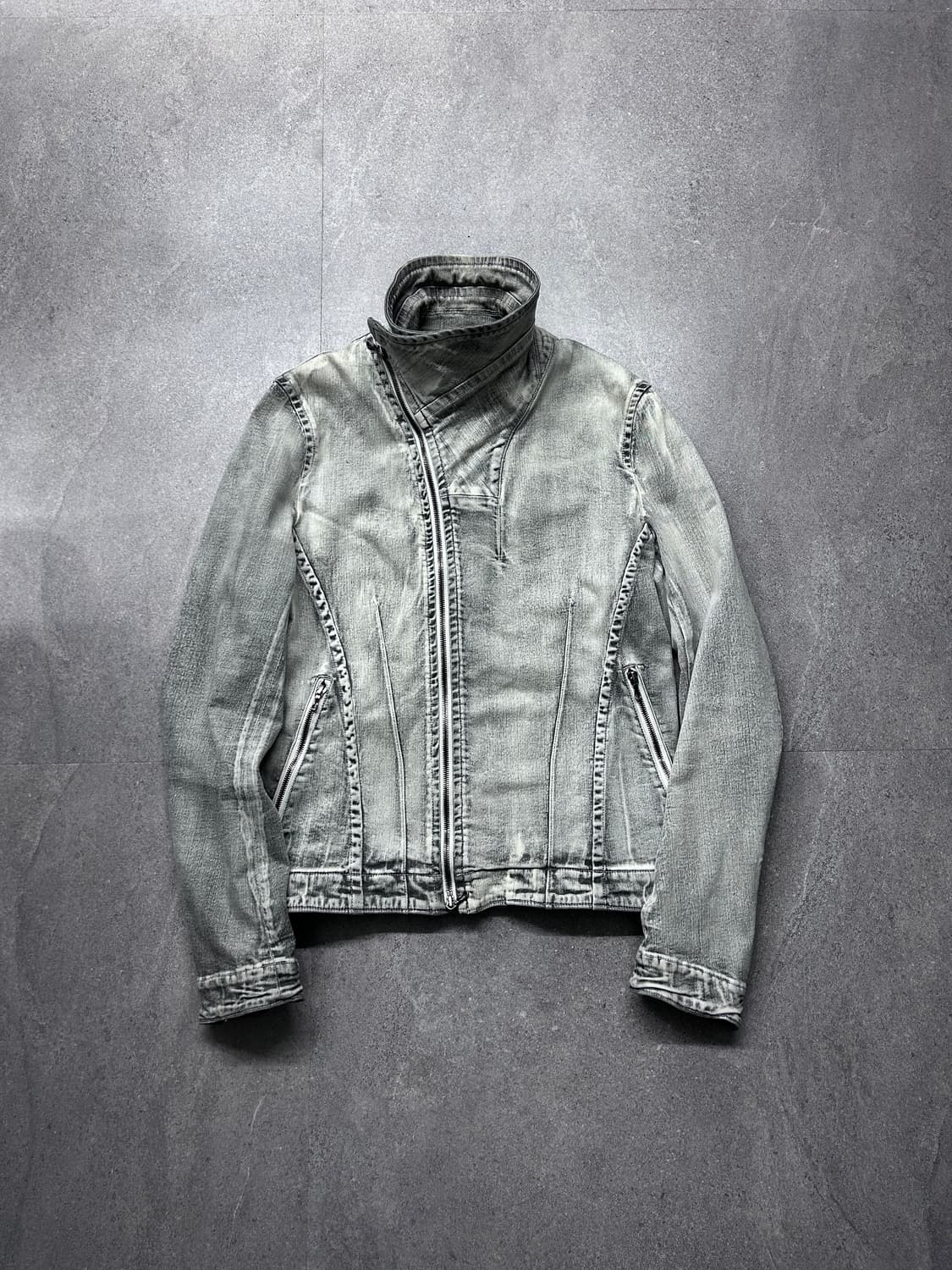 율리우스 사선 하이넥 워싱 데님 자켓 상품이미지1