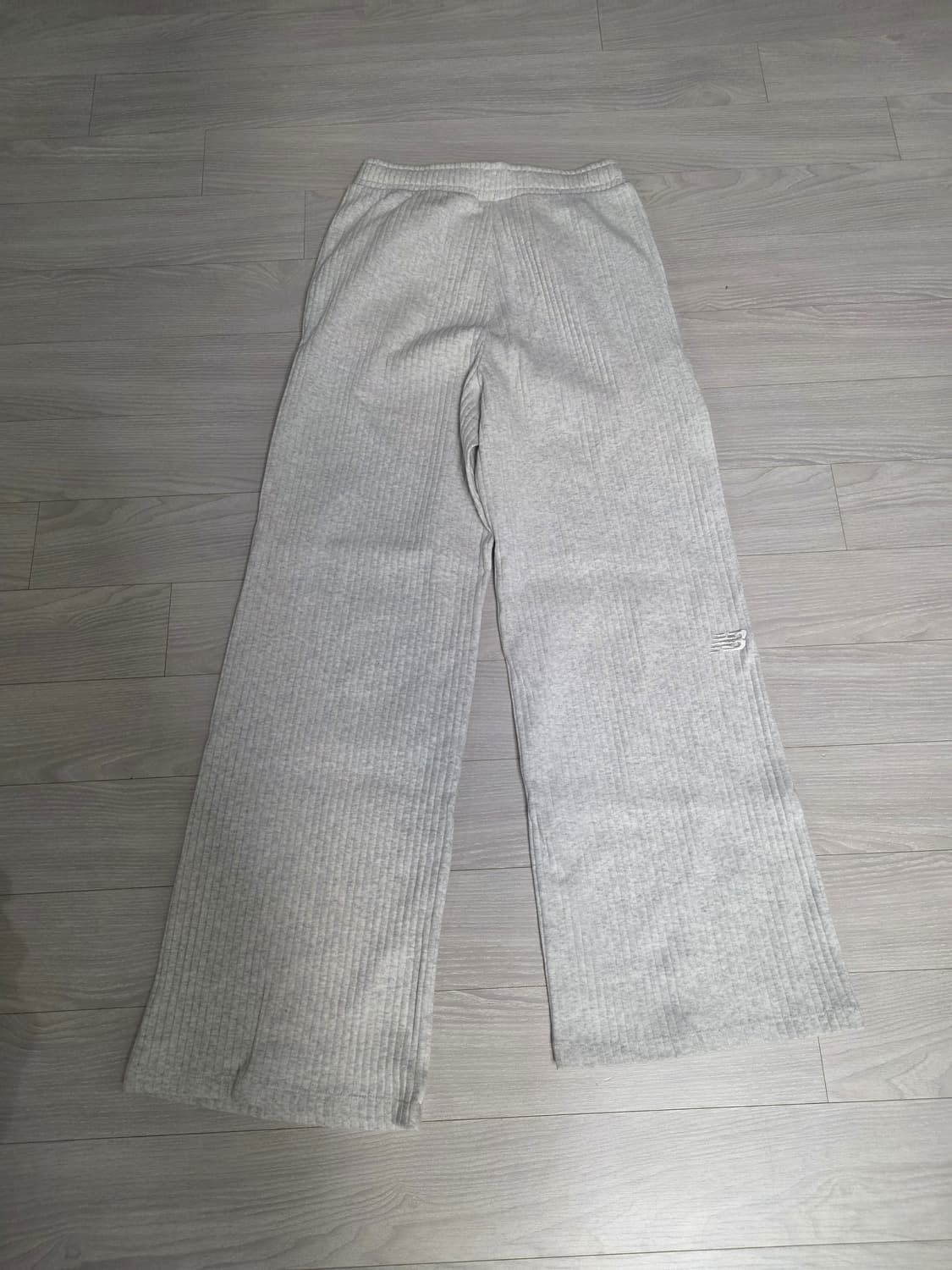 뉴발란스 여성 트레이닝 팬츠 s사이즈 상품이미지2