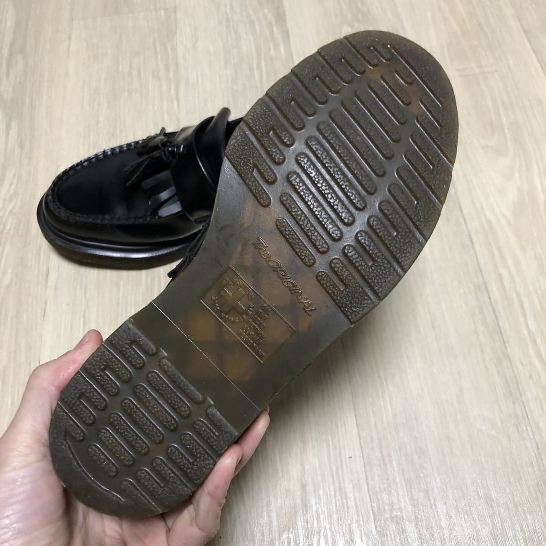 (230) 닥터마틴 Dr.martens 아드리안 태슬 로퍼 블랙 상품이미지4