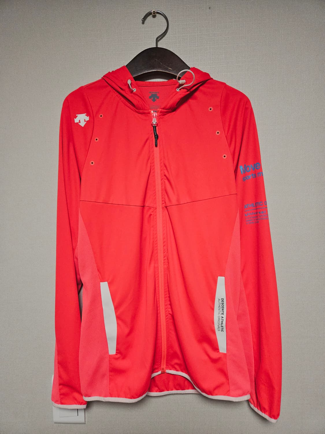 데상트 후드집업 바람막이 (95/M) 상품이미지1