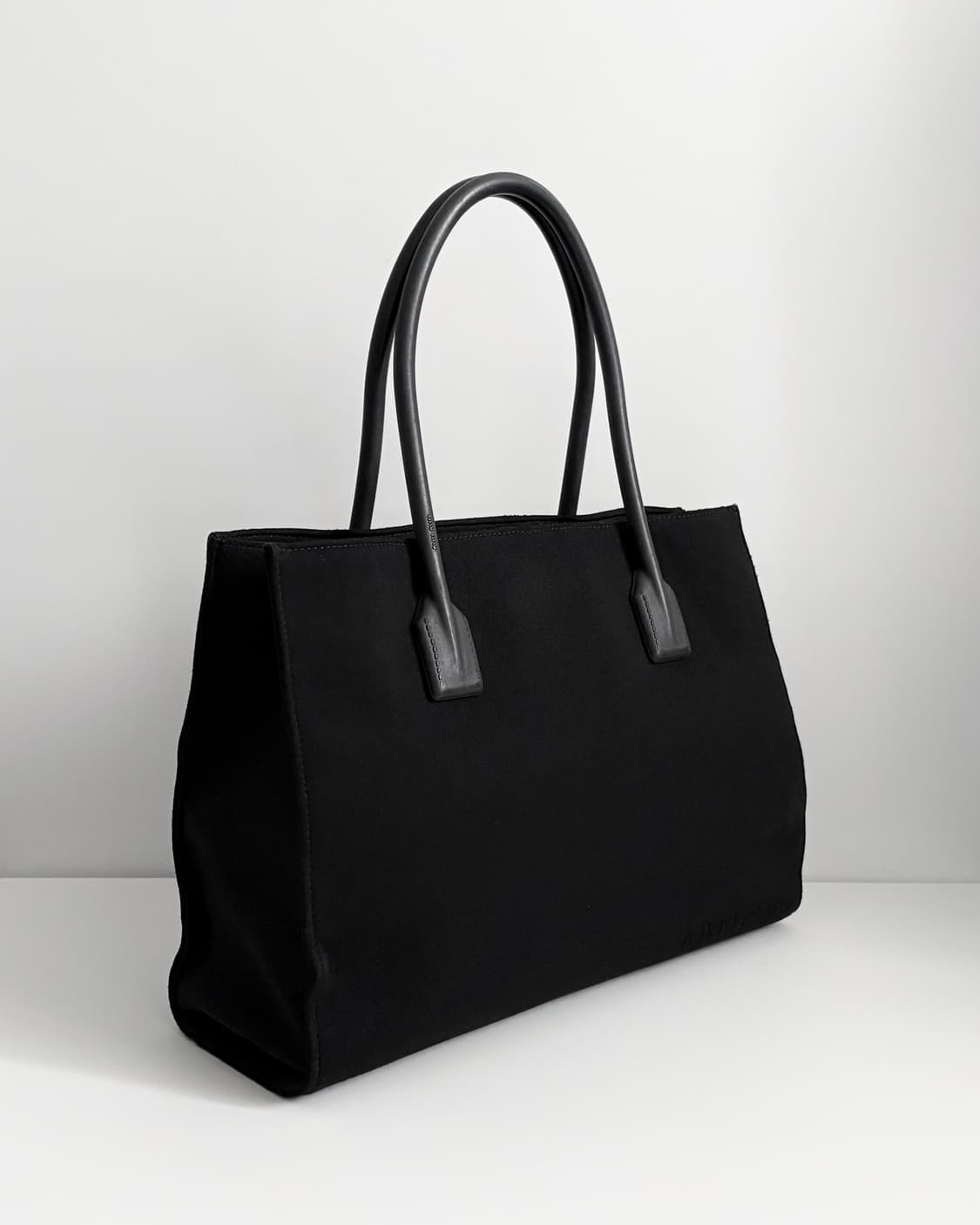 miumiu 미우미우 캔버스 토트백 상품이미지3