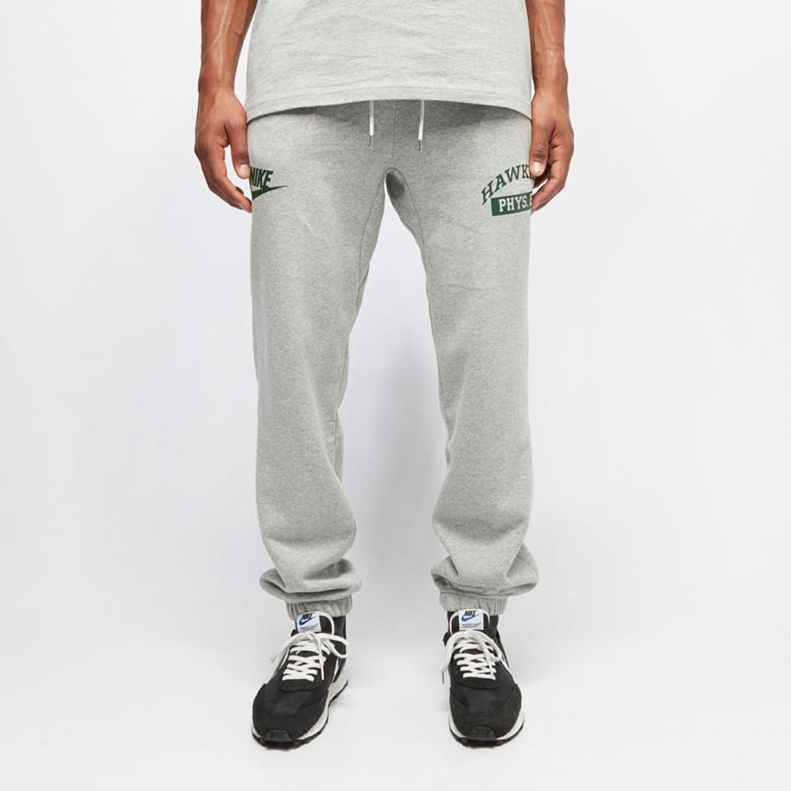 나이키 x 기묘한 이야기 스웻팬츠 - M 상품이미지1