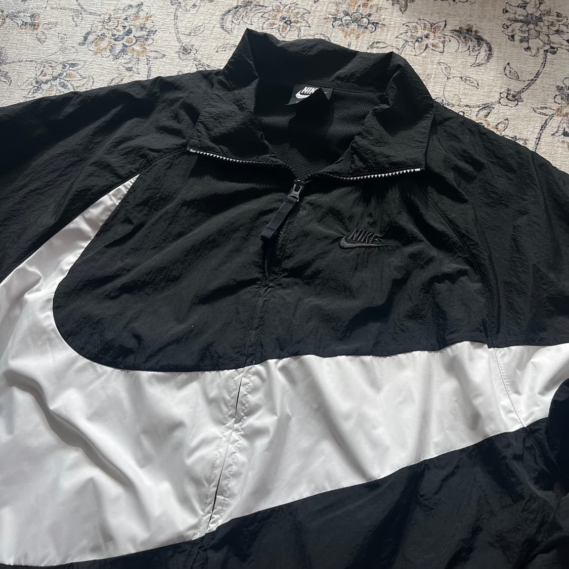 나이키 신형 빅로고 스우시 바람막이 상품이미지2